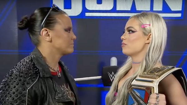 Shayna Baszler Liv Morgan