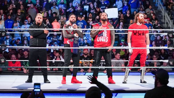 The Bloodline Sami Zayn Usos Solo Sikoa