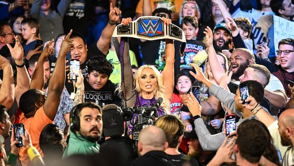 Charlotte Flair WWE SmackDown Women's Title 2022
