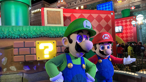 Super Nintendo World Universal Studios Hollywood Mario Luigi